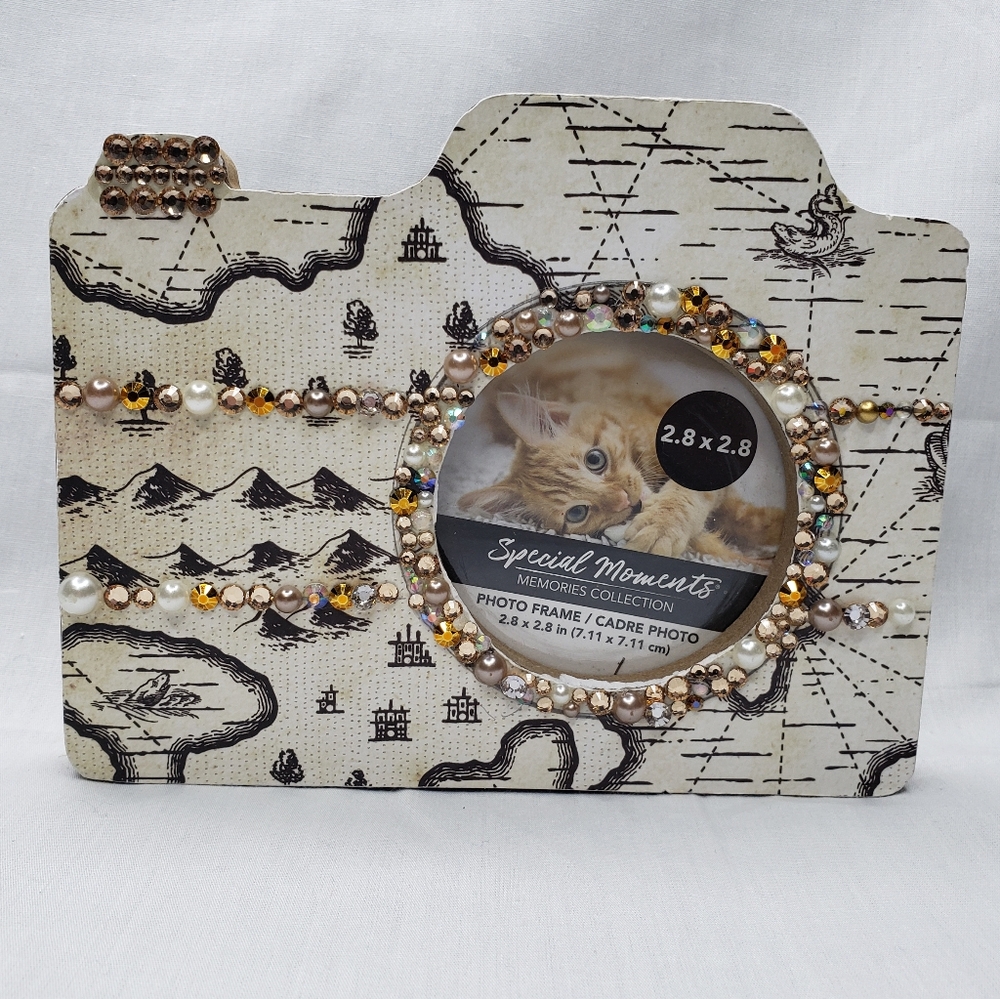 Camera Shaped Picture Frame With Rhinestone Cabochon Embellishments